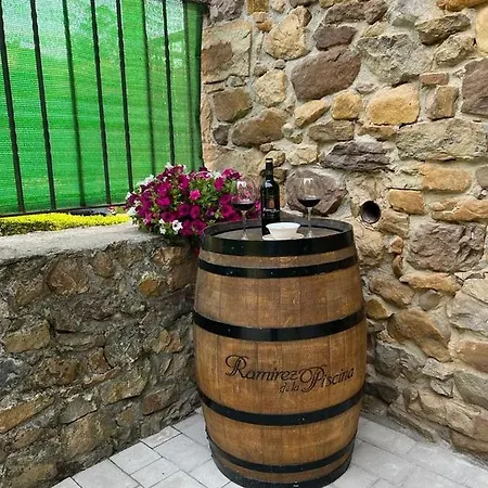 Holiday home Villamerceditas *